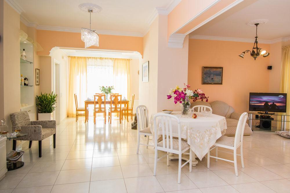 Edelweiss Hotel Argassi Buitenkant foto